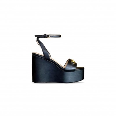 GUCCI PLATFORM SANDAL 813172 FAD2V 3251